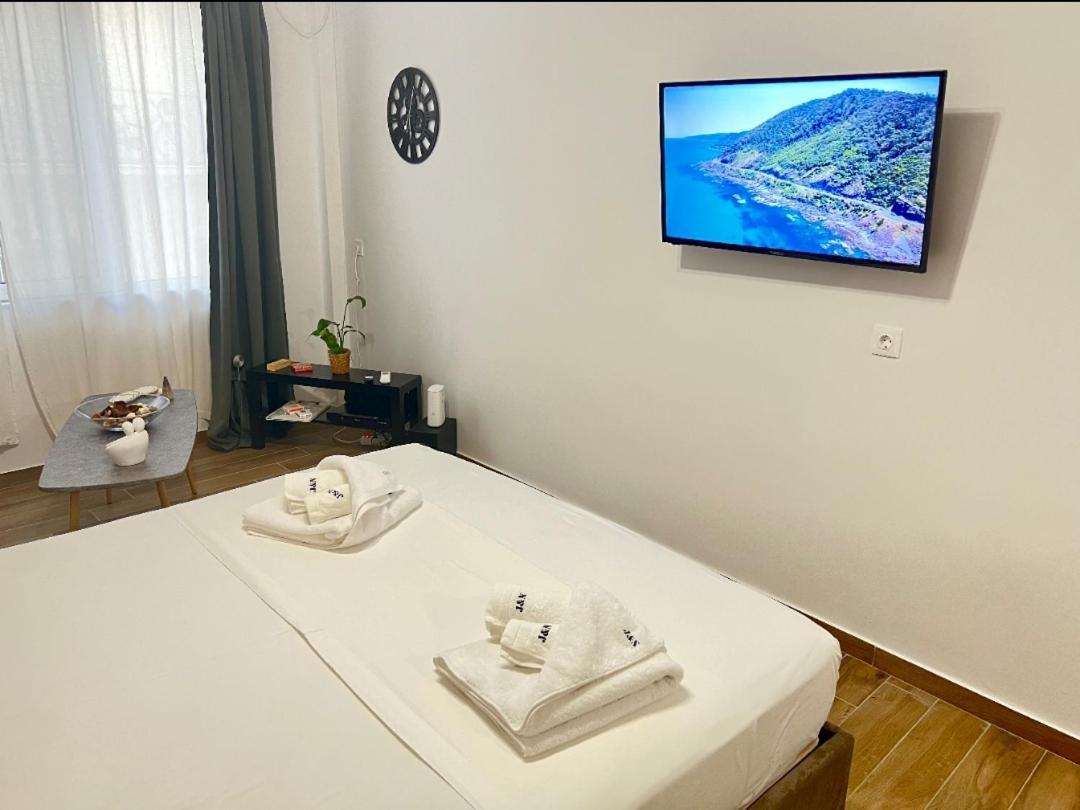 J&N Home Monastiraki Афины Экстерьер фото